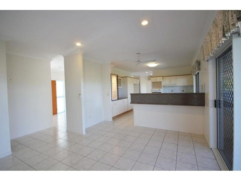 13/18 High Vista Drive, Mount Louisa QLD 4814