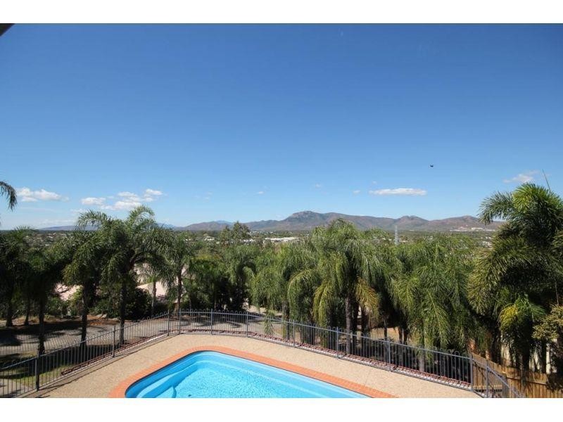 13/18 High Vista Drive, Mount Louisa QLD 4814