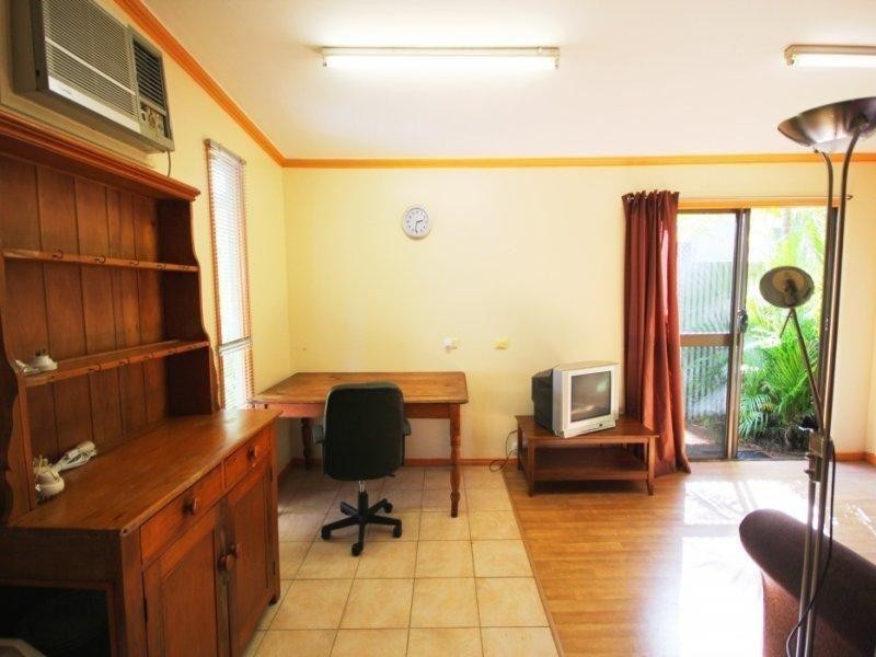 28C Ackers Street, Hermit Park QLD 4812