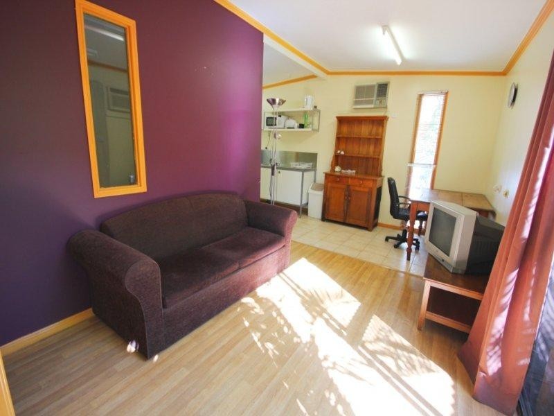 28C Ackers Street, Hermit Park QLD 4812
