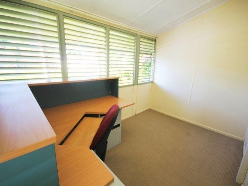 28B Ackers Street, Hermit Park QLD 4812
