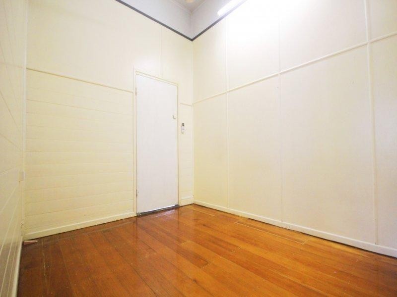 28B Ackers Street, Hermit Park QLD 4812