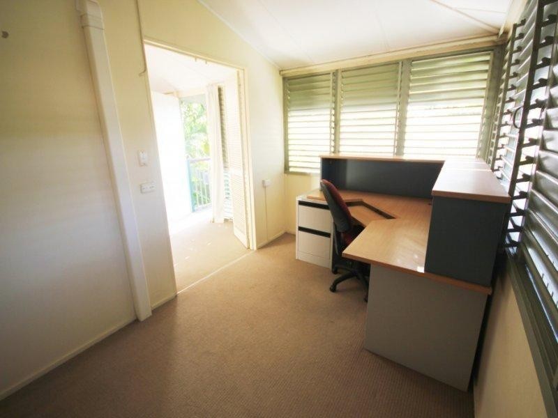 28B Ackers Street, Hermit Park QLD 4812