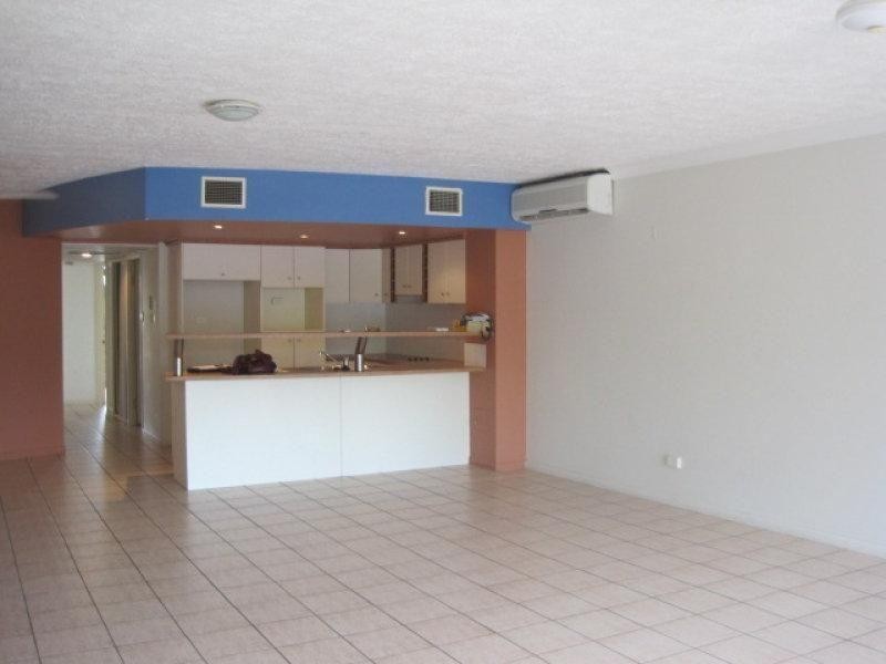 7/177 Mitchell Street, North Ward QLD 4810