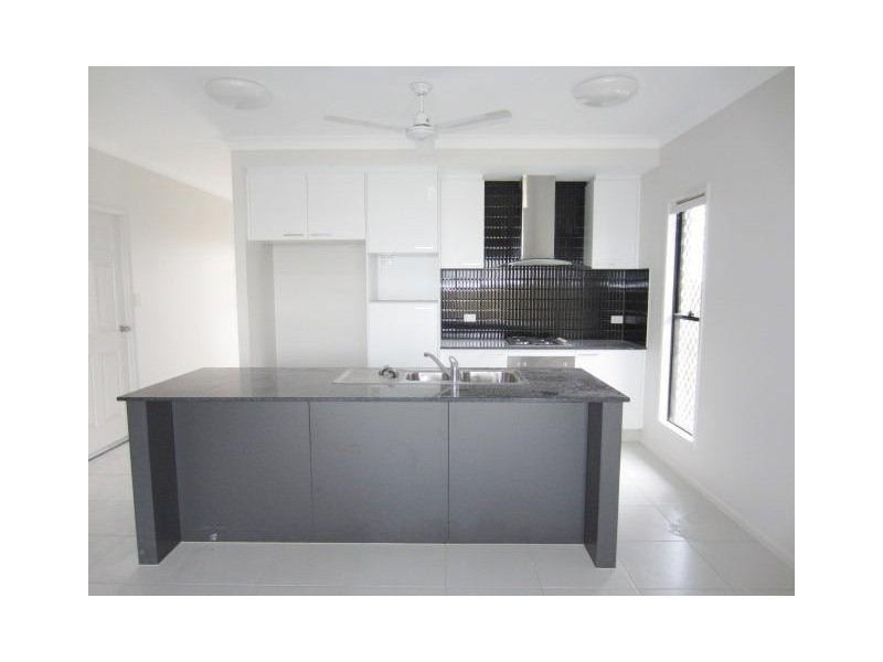 5 Baros Street, Burdell QLD 4818