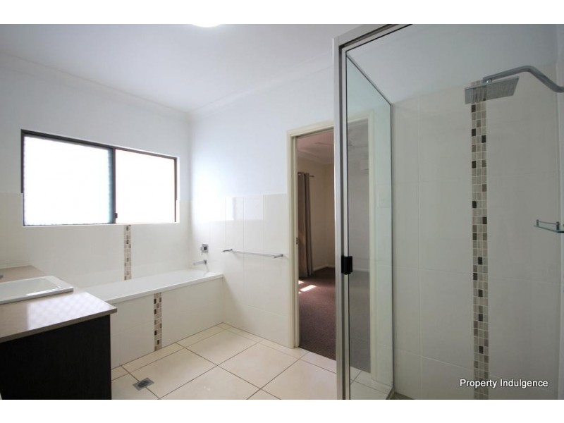 7 Baxendell Place, Bushland Beach QLD 4818