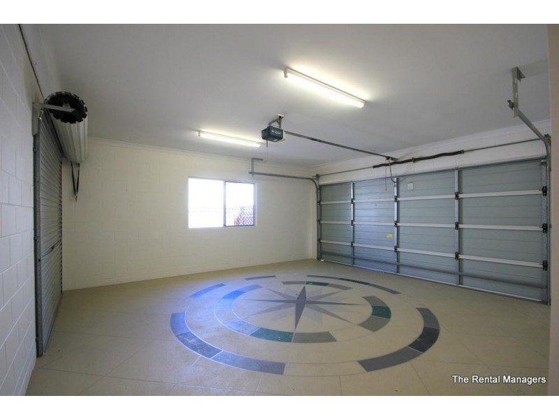 8 Arafura Close, Burdell QLD 4818