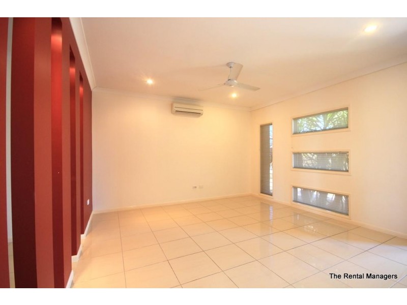 8 Arafura Close, Burdell QLD 4818