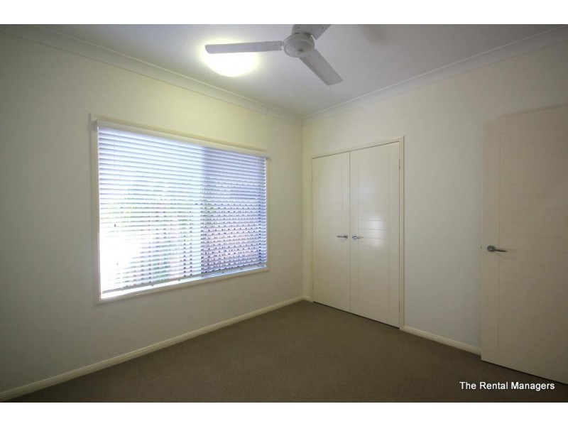 8 Arafura Close, Burdell QLD 4818