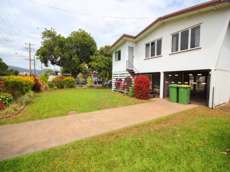 119 Nathan Street, Cranbrook QLD 4814