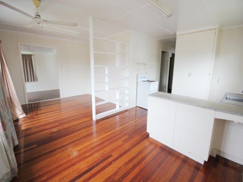 119 Nathan Street, Cranbrook QLD 4814