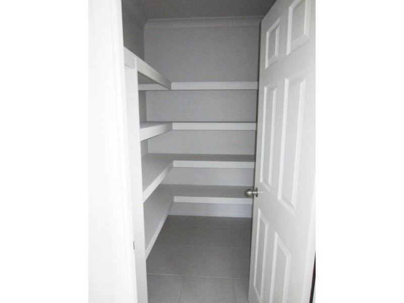 10 Laysan Street, Burdell QLD 4818