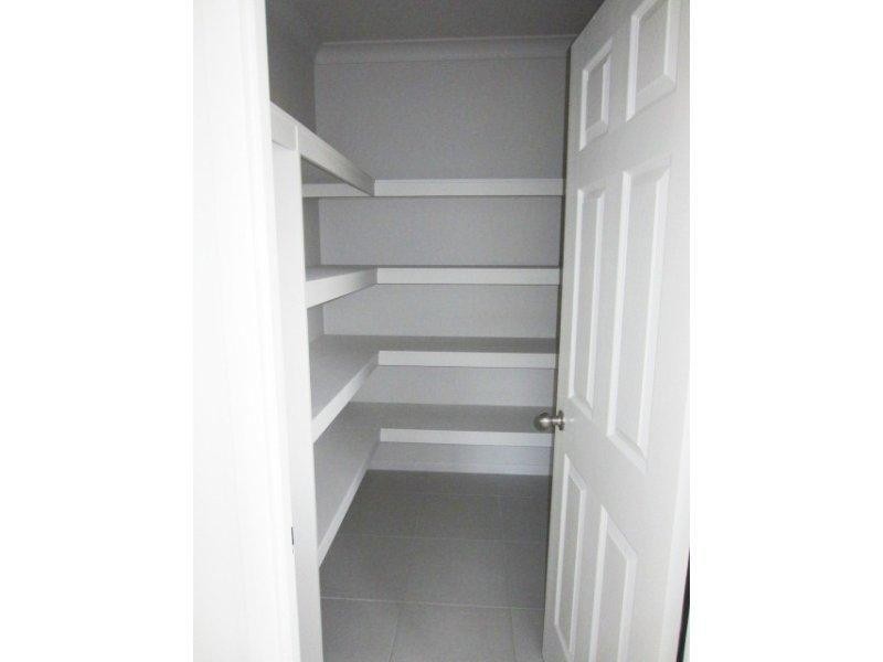 10 Laysan Street, Burdell QLD 4818