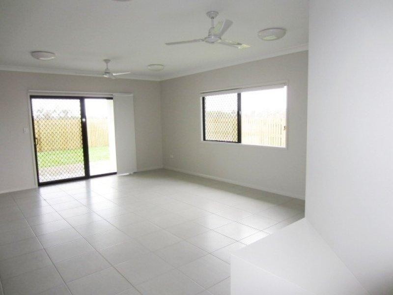 10 Laysan Street, Burdell QLD 4818