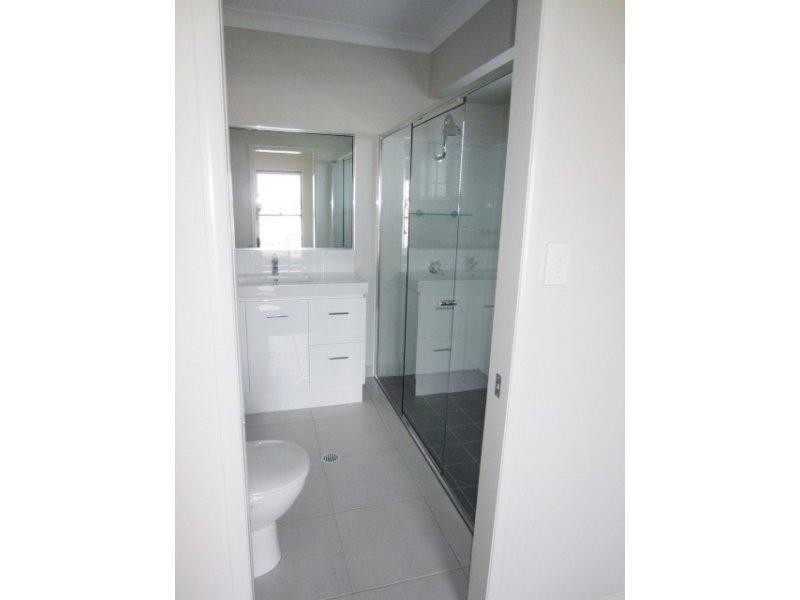 10 Laysan Street, Burdell QLD 4818