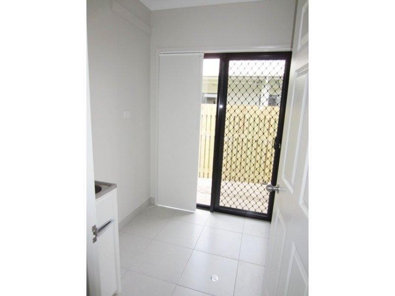 10 Laysan Street, Burdell QLD 4818