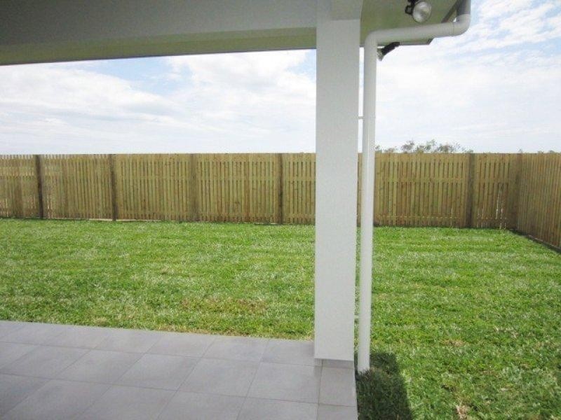 10 Laysan Street, Burdell QLD 4818