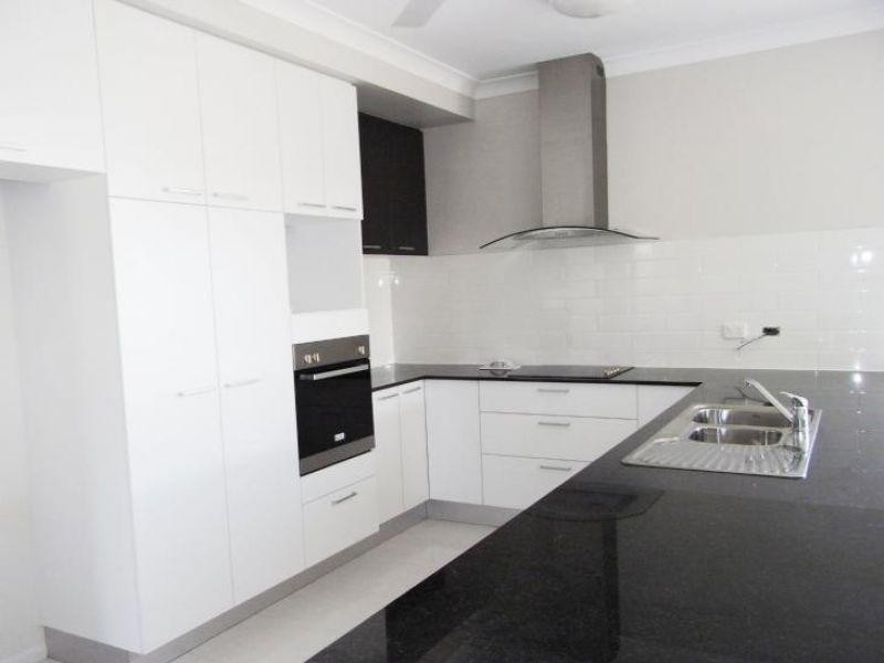 35 Sunhaven Boulevard, Burdell QLD 4818