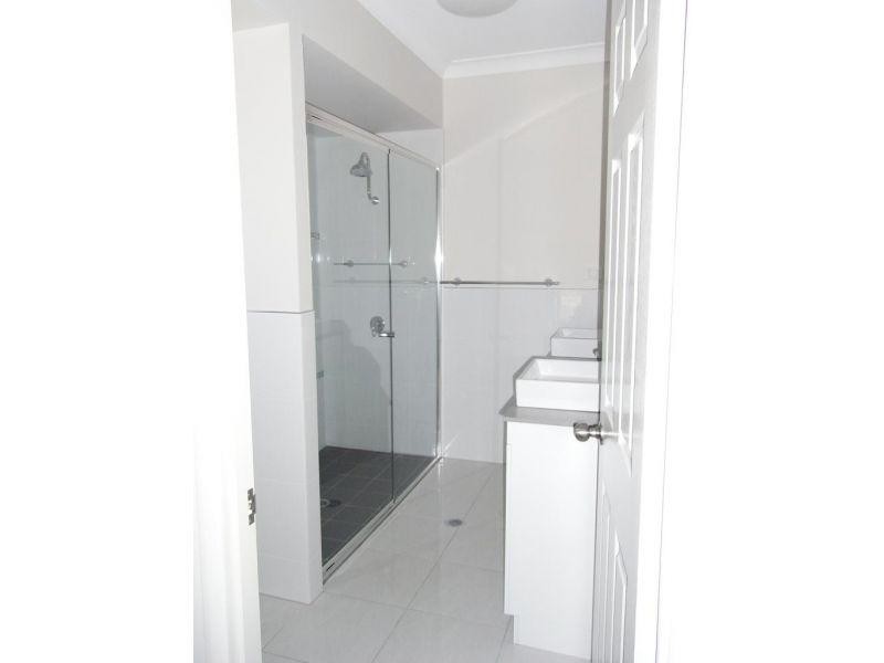 35 Sunhaven Boulevard, Burdell QLD 4818