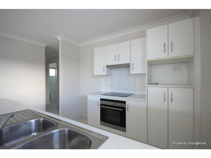 13 Rowley Place, Burdell QLD 4818