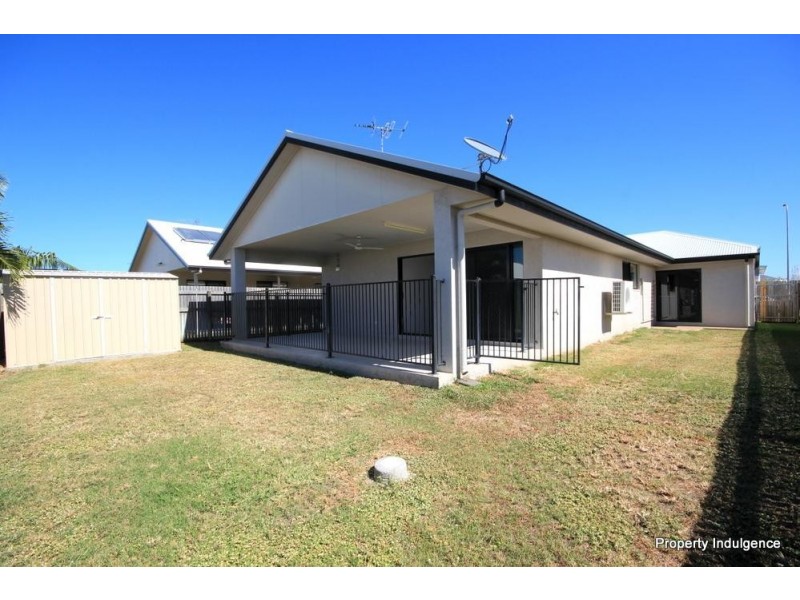 13 Rowley Place, Burdell QLD 4818