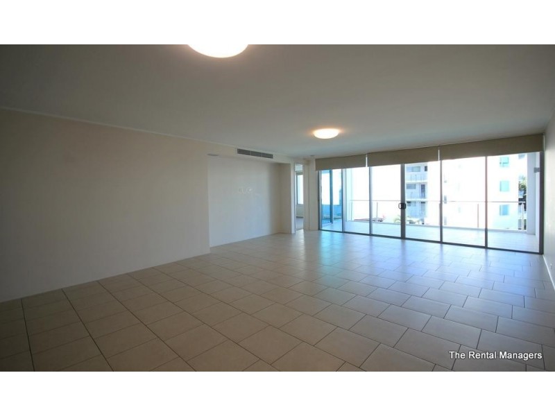 319/72-74 The Strand, North Ward QLD 4810