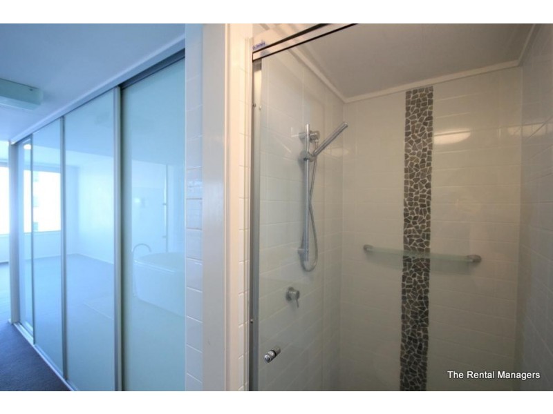 319/72-74 The Strand, North Ward QLD 4810