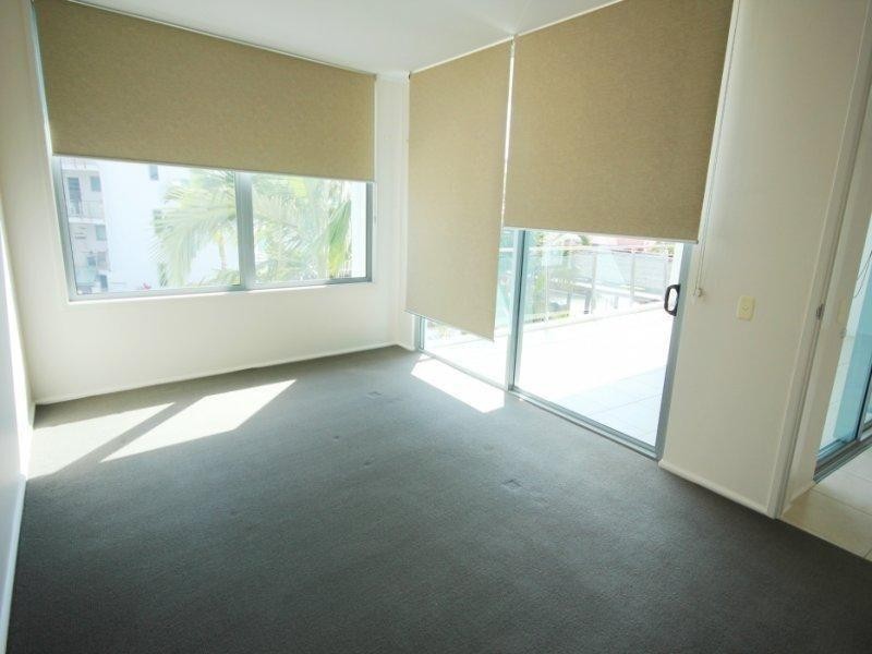 319/72-74 The Strand, North Ward QLD 4810