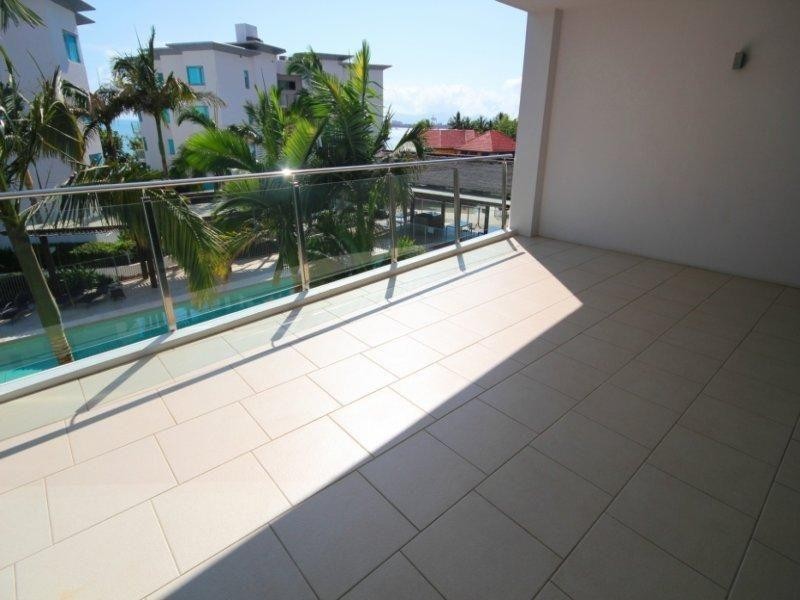 319/72-74 The Strand, North Ward QLD 4810