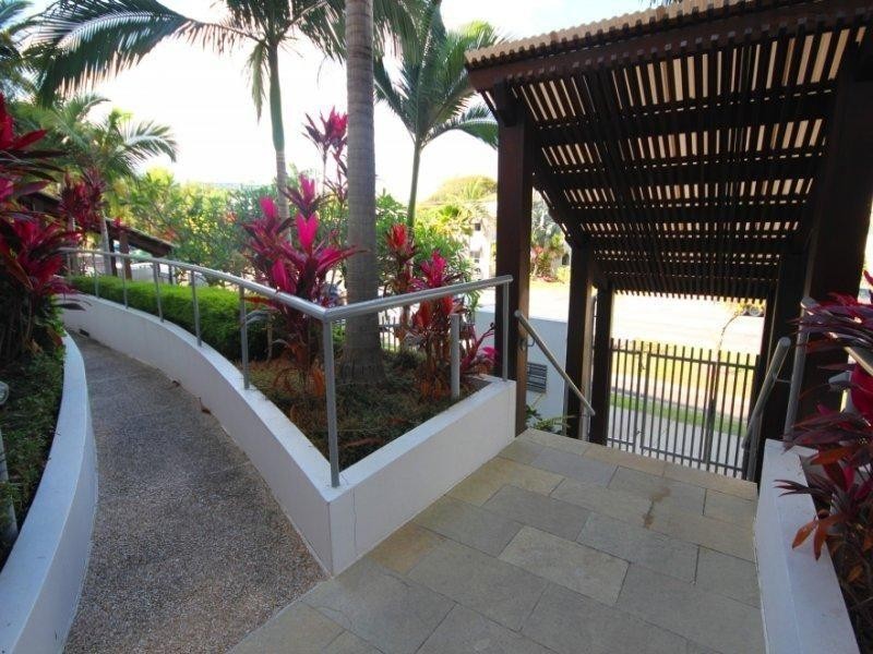 319/72-74 The Strand, North Ward QLD 4810