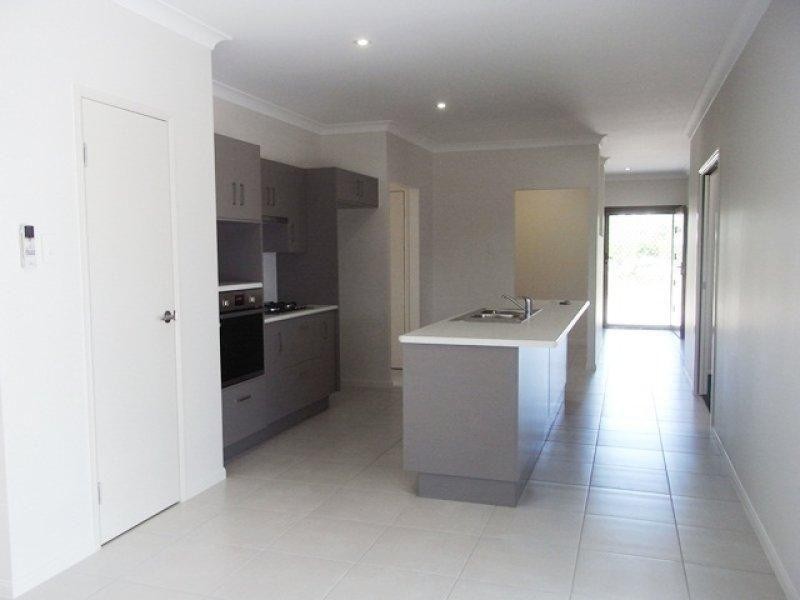 24 Salamander Street, Bluewater QLD 4818