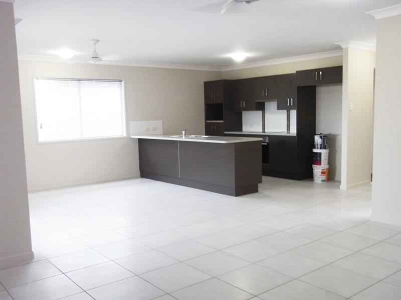 5 Brooke Laneway, Burdell QLD 4818