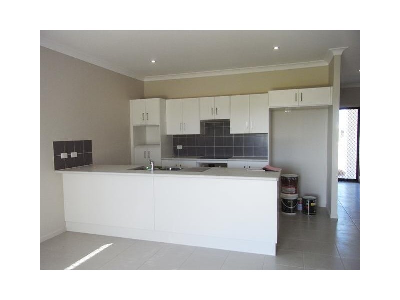 6 Tobias Avenue, Burdell QLD 4818