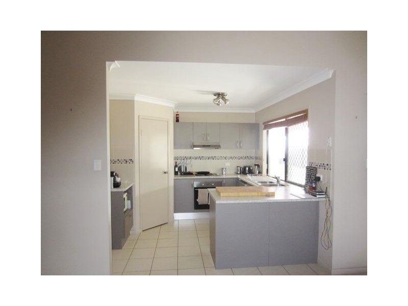 18 Armistice Street, Burdell QLD 4818