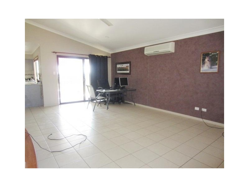 18 Armistice Street, Burdell QLD 4818