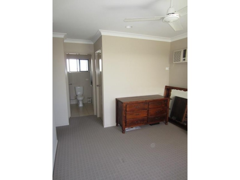 18 Armistice Street, Burdell QLD 4818