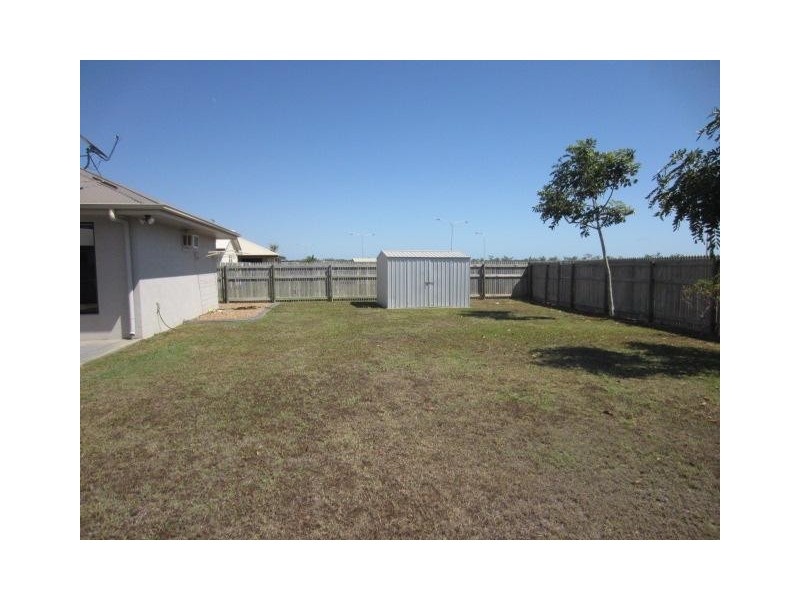 18 Armistice Street, Burdell QLD 4818