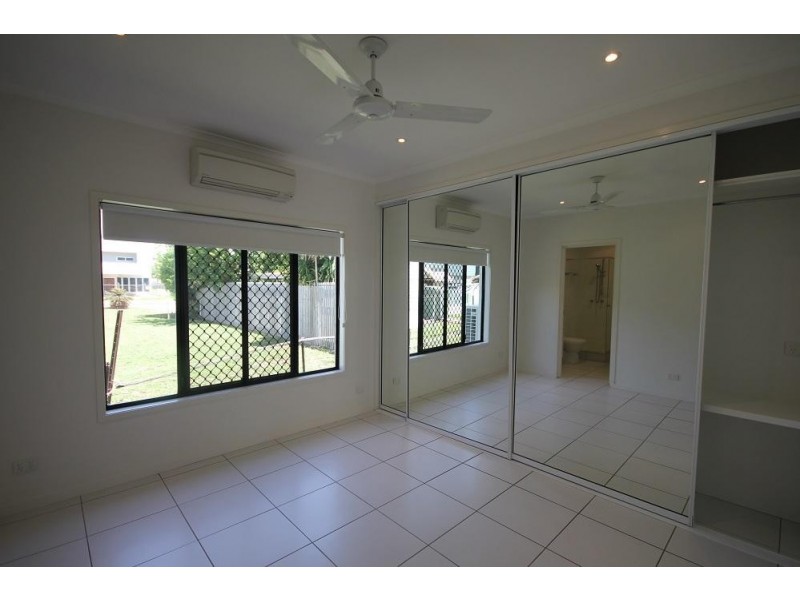 4/104 Mitchell Street, North Ward QLD 4810