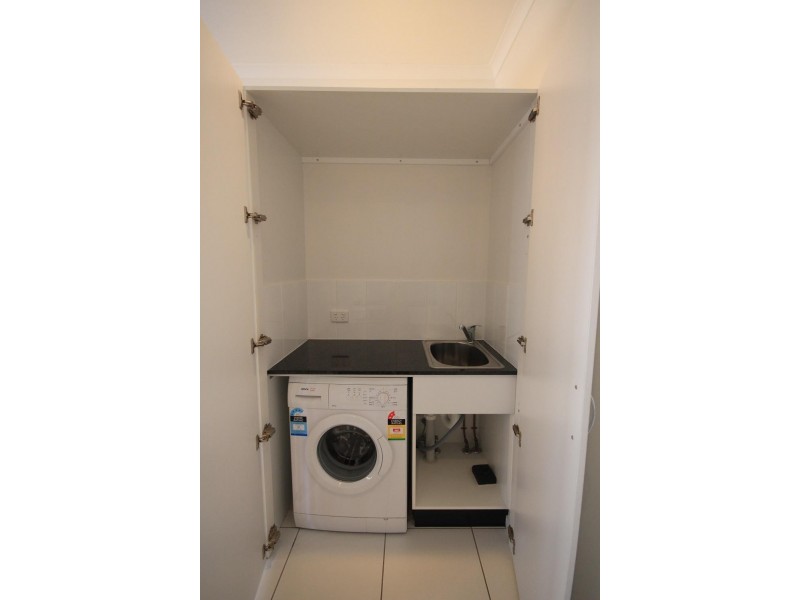 4/104 Mitchell Street, North Ward QLD 4810