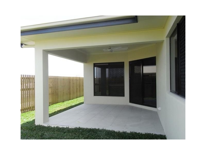 52 Sunhaven Boulevard, Burdell QLD 4818