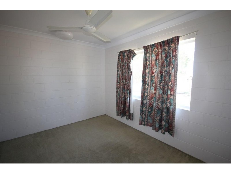 2/96 Curie Street, Wulguru QLD 4811