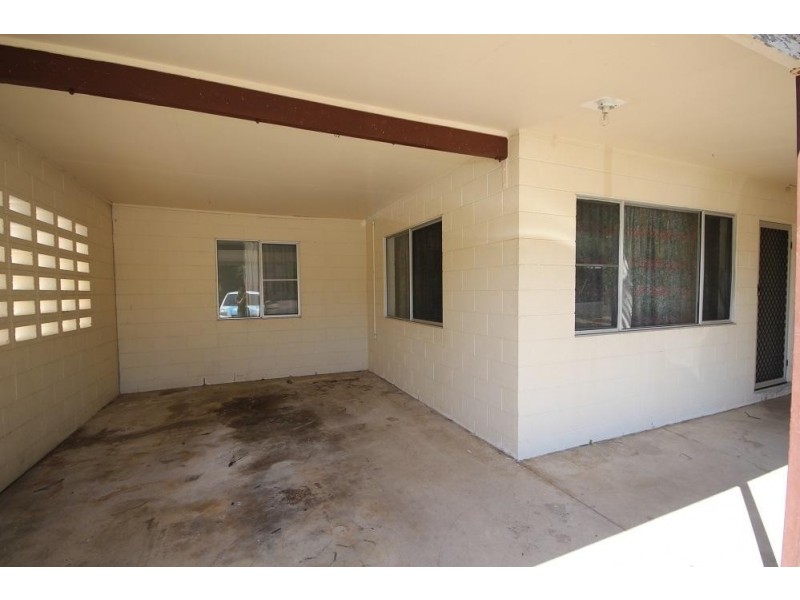 2/96 Curie Street, Wulguru QLD 4811