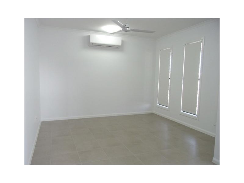 40 Sunhaven Boulevard, Burdell QLD 4818