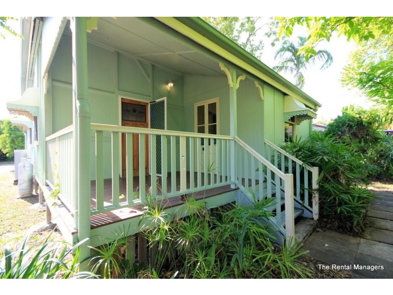 100 Tenth Avenue, Railway Estate QLD 4810