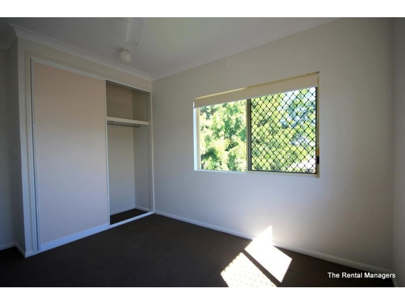 2/12 Xavier Street, Railway Estate QLD 4810