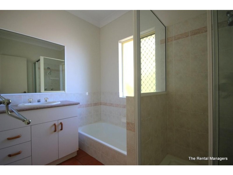 2/12 Xavier Street, Railway Estate QLD 4810