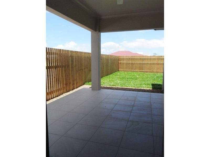 37 Sunhaven Boulevard, Burdell QLD 4818