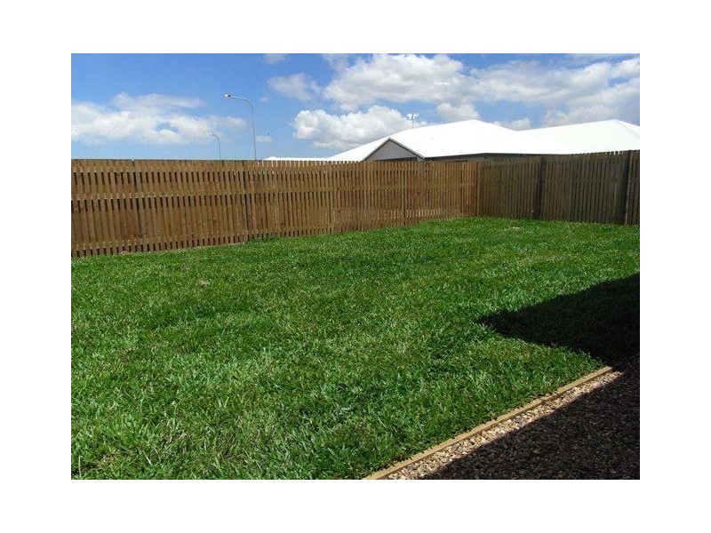 37 Sunhaven Boulevard, Burdell QLD 4818