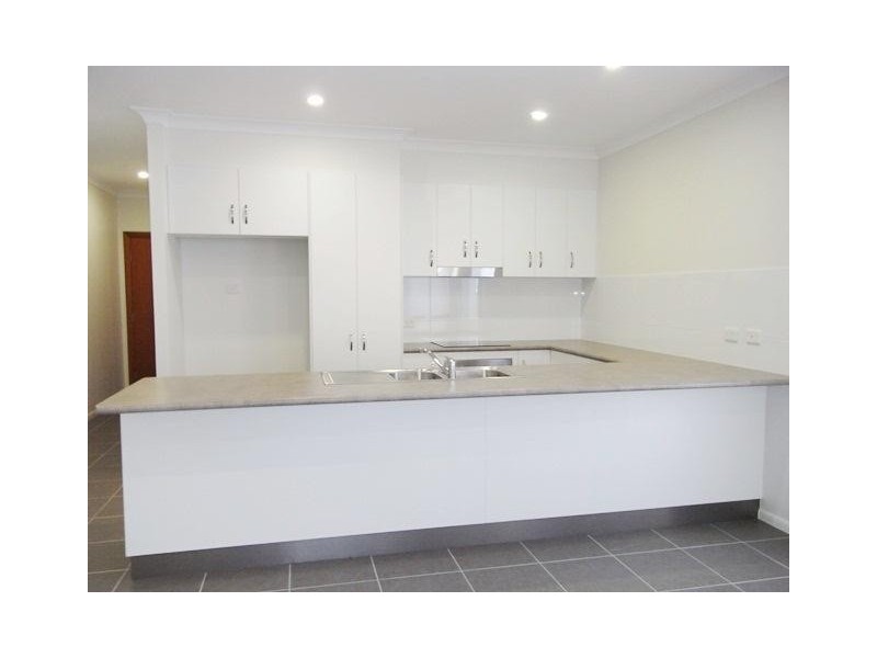 37 Sunhaven Boulevard, Burdell QLD 4818