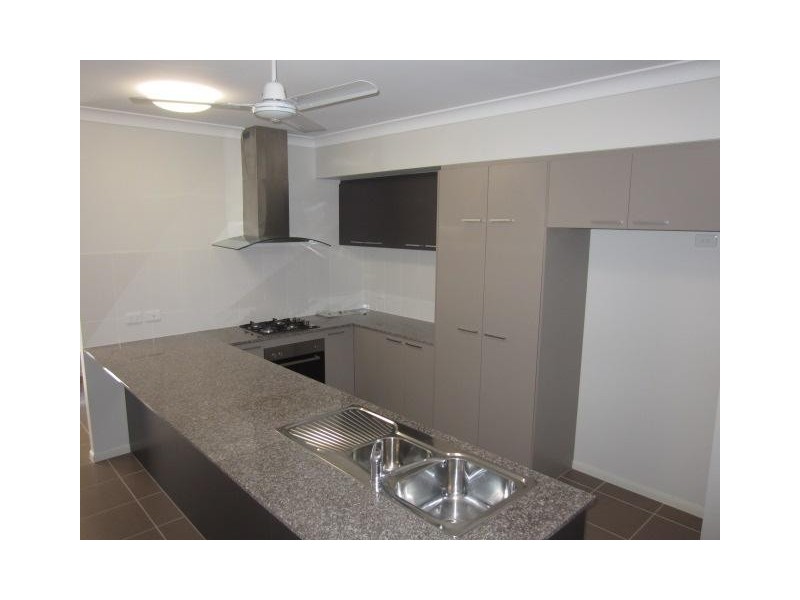 16 Madonis Way, Burdell QLD 4818